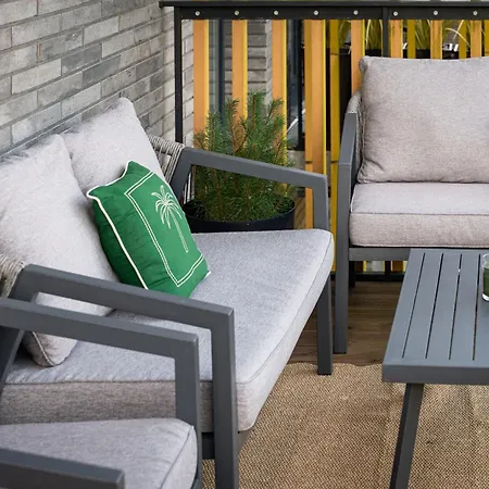 Coastal Haven Retreat With Balcony I Cohost *