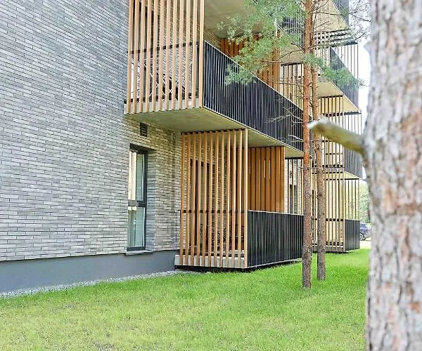 Coastal Haven Retreat, By Cohost Palanga